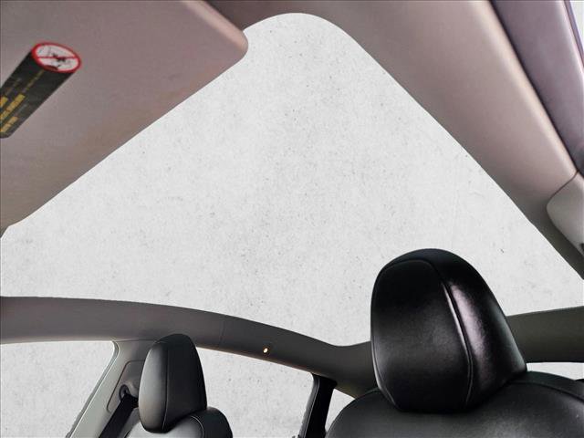 Used 2024 Tesla Model Y Long Range image 16