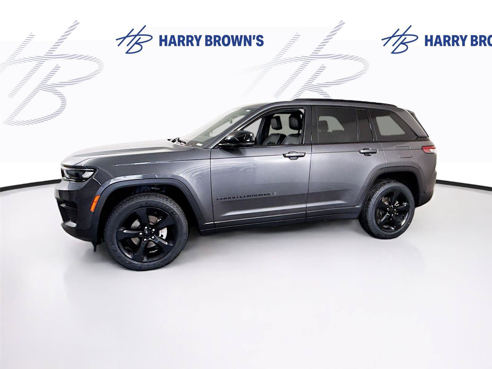 Used 2022 Jeep Grand Cherokee Altitude AWD/4WD image 27