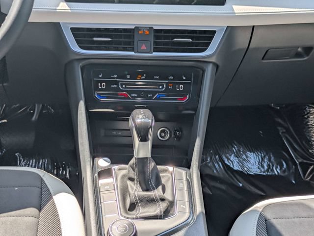 New 2026 Volkswagen Taos SE AWD/4WD image 19