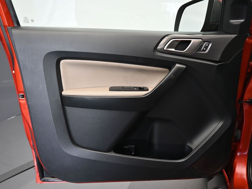 Used 2019 Ford Ranger Lariat w/ Equipment Group 501A Mid image 9