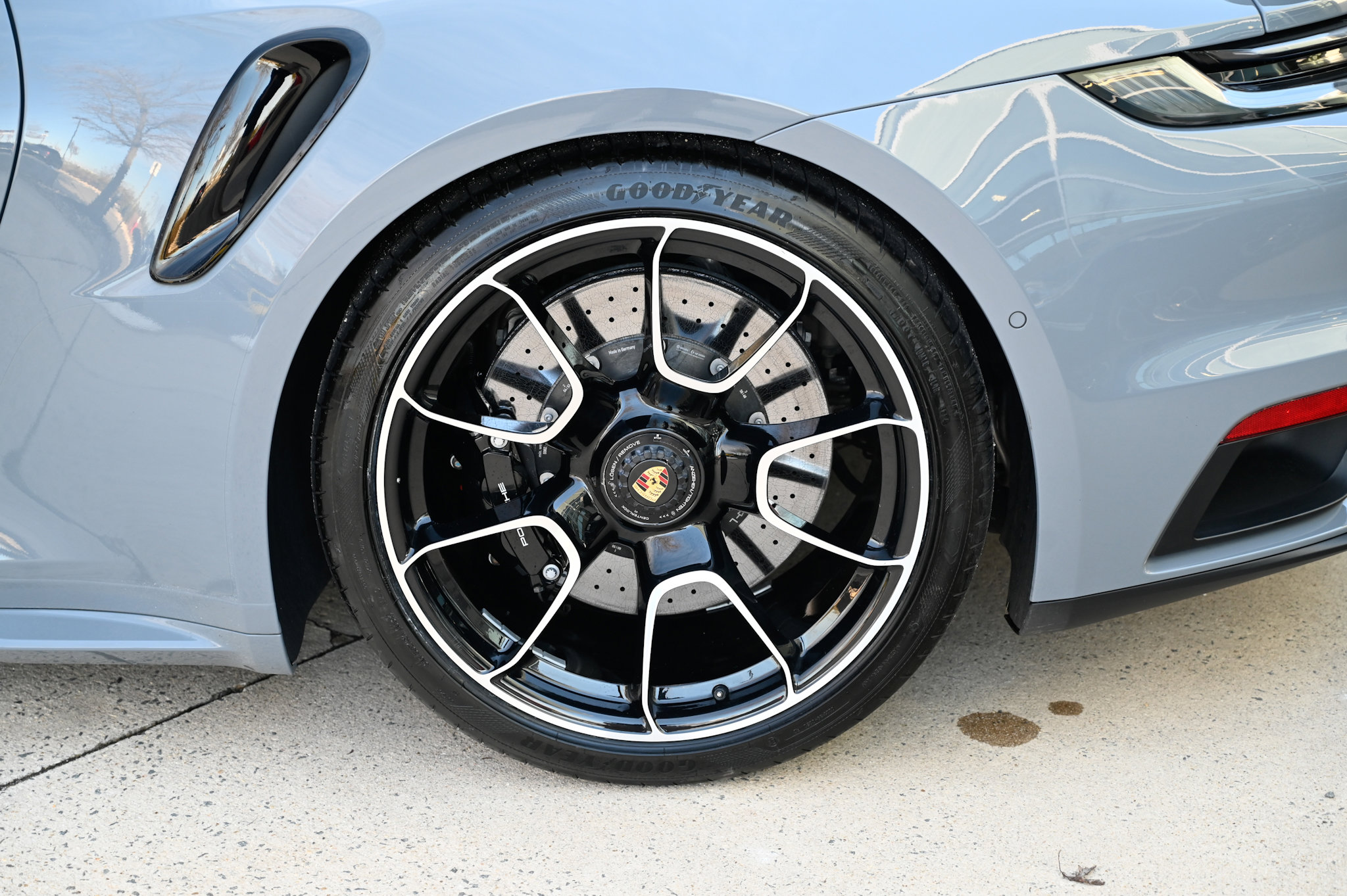 Used 2023 Porsche 911 Turbo S image 10