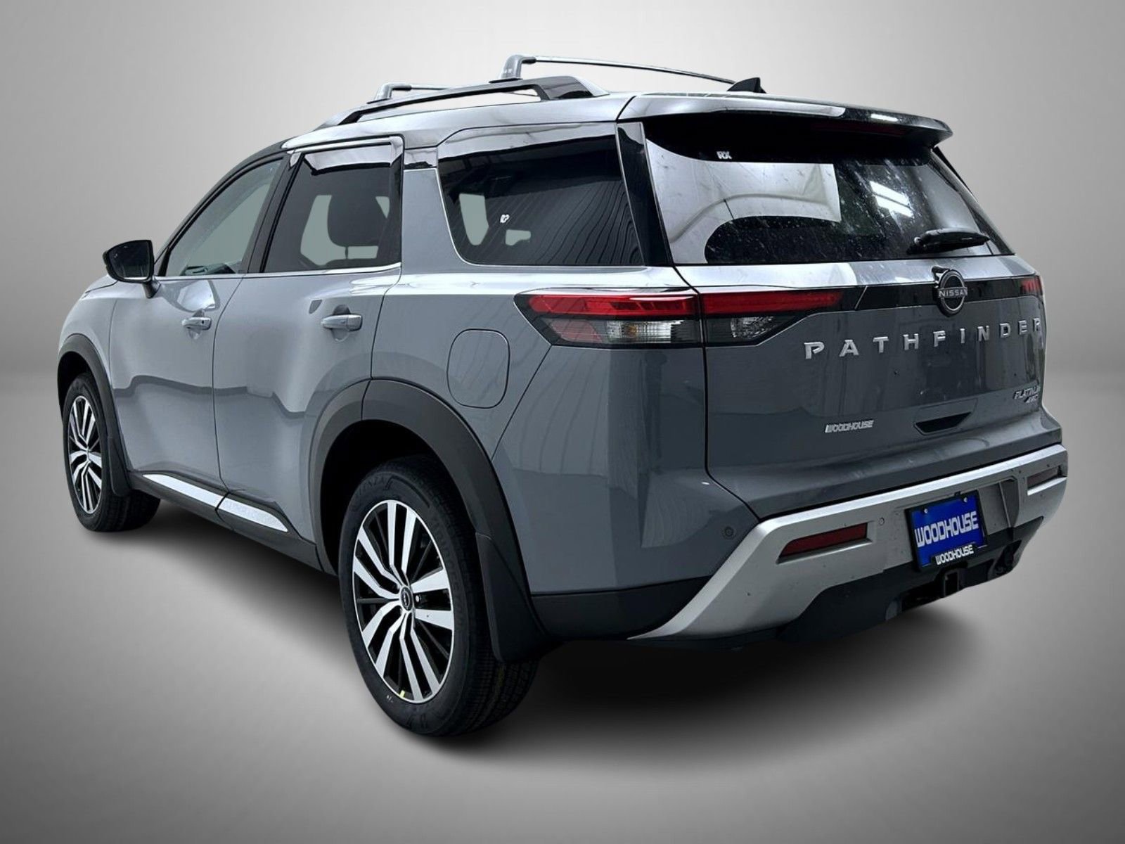 New 2025 Nissan Pathfinder Platinum image 7