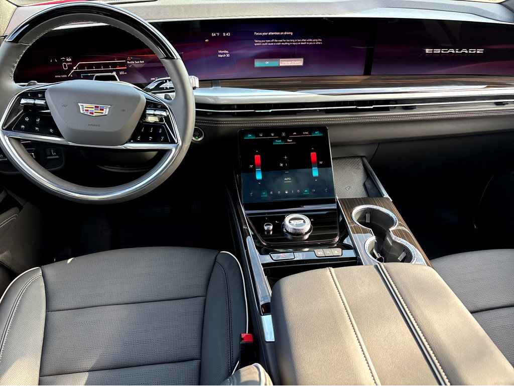 New 2026 Cadillac Escalade Luxury w/ Touring Package image 4
