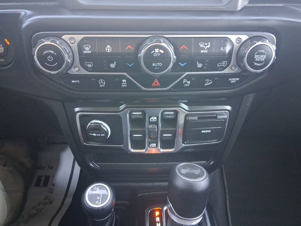 Used 2021 Jeep Wrangler Unlimited Sahara image 23