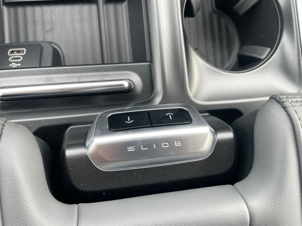 New 2026 Ford Expedition Max Active image 16