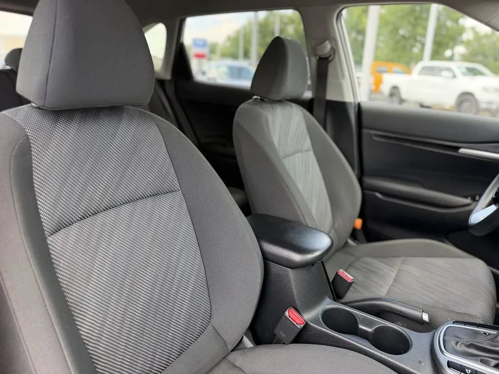 Used 2024 Kia Seltos LX AWD/4WD image 12