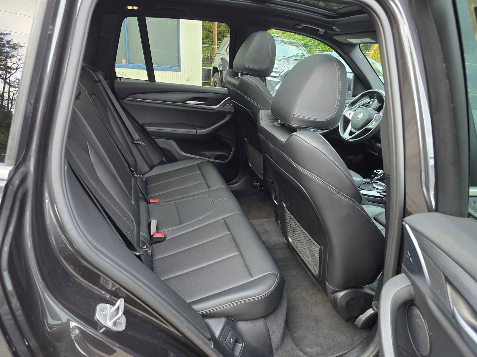 Used 2024 BMW X3 xDrive30i image 12