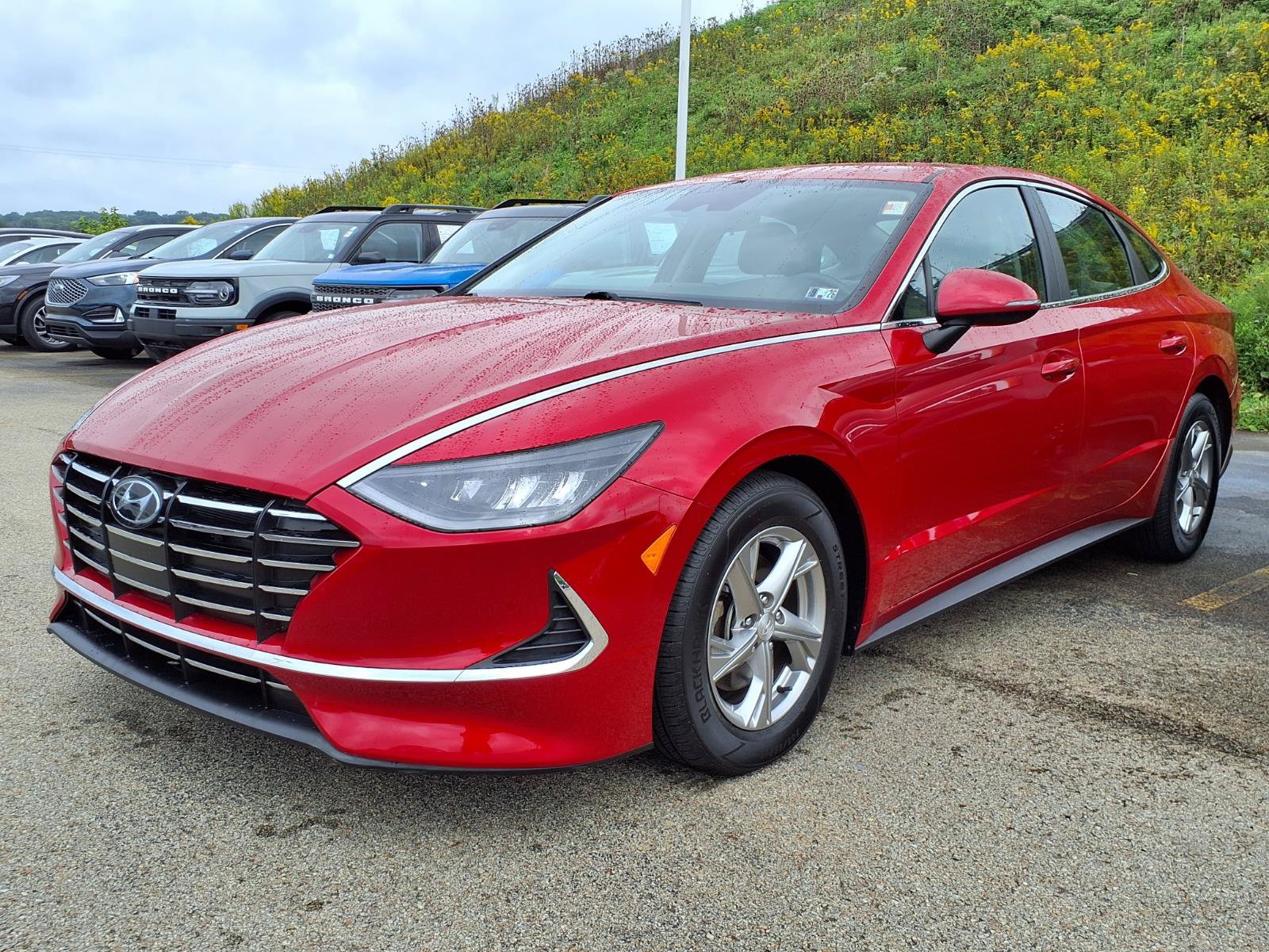 Used 2022 Hyundai Sonata SE FWD image 3