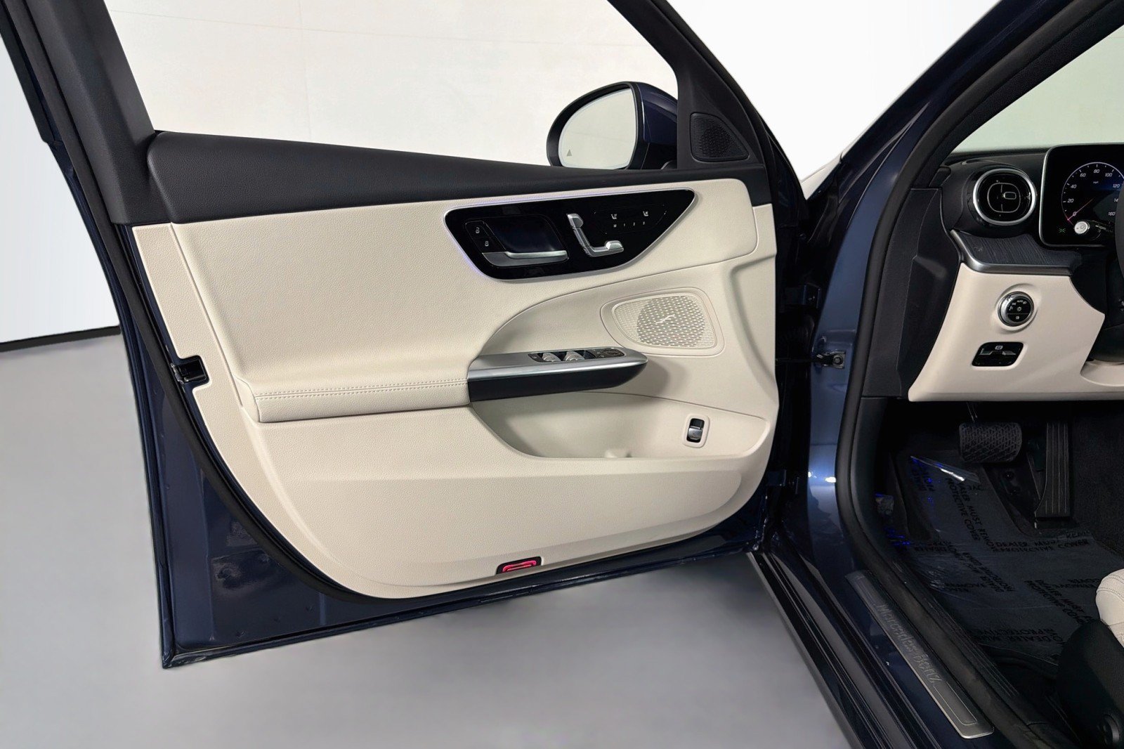 New 2026 Mercedes-Benz C 300 Sedan image 20
