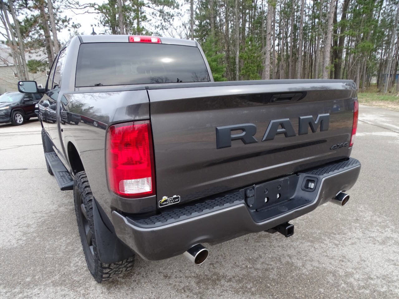 Used 2020 RAM 1500 4x4 Crew Cab w/ Night Edition w/ Wheel & Sound Group image 6