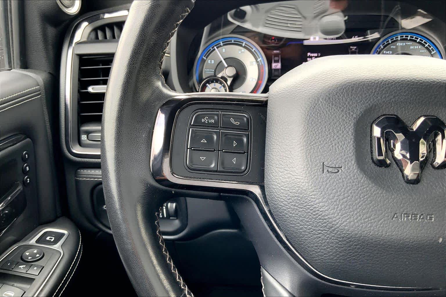 Used 2022 RAM 2500 Limited AWD/4WD image 23