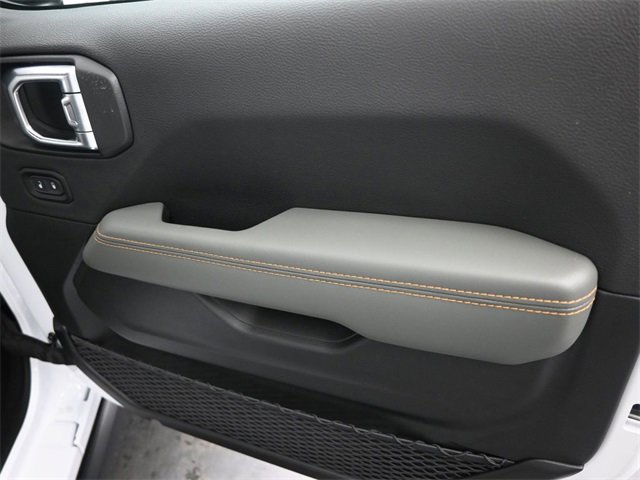 New 2025 Jeep Gladiator Mojave image 12