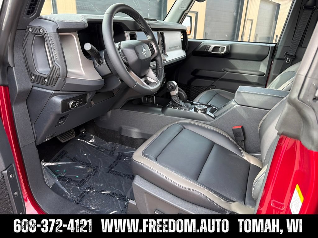 New 2026 Ford Bronco Outer Banks w/ Sasquatch Package AWD/4WD image 9