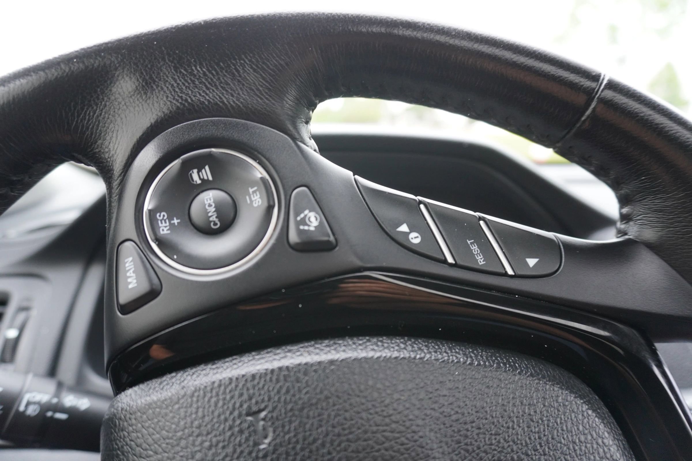 Used 2016 Honda Pilot Elite image 29