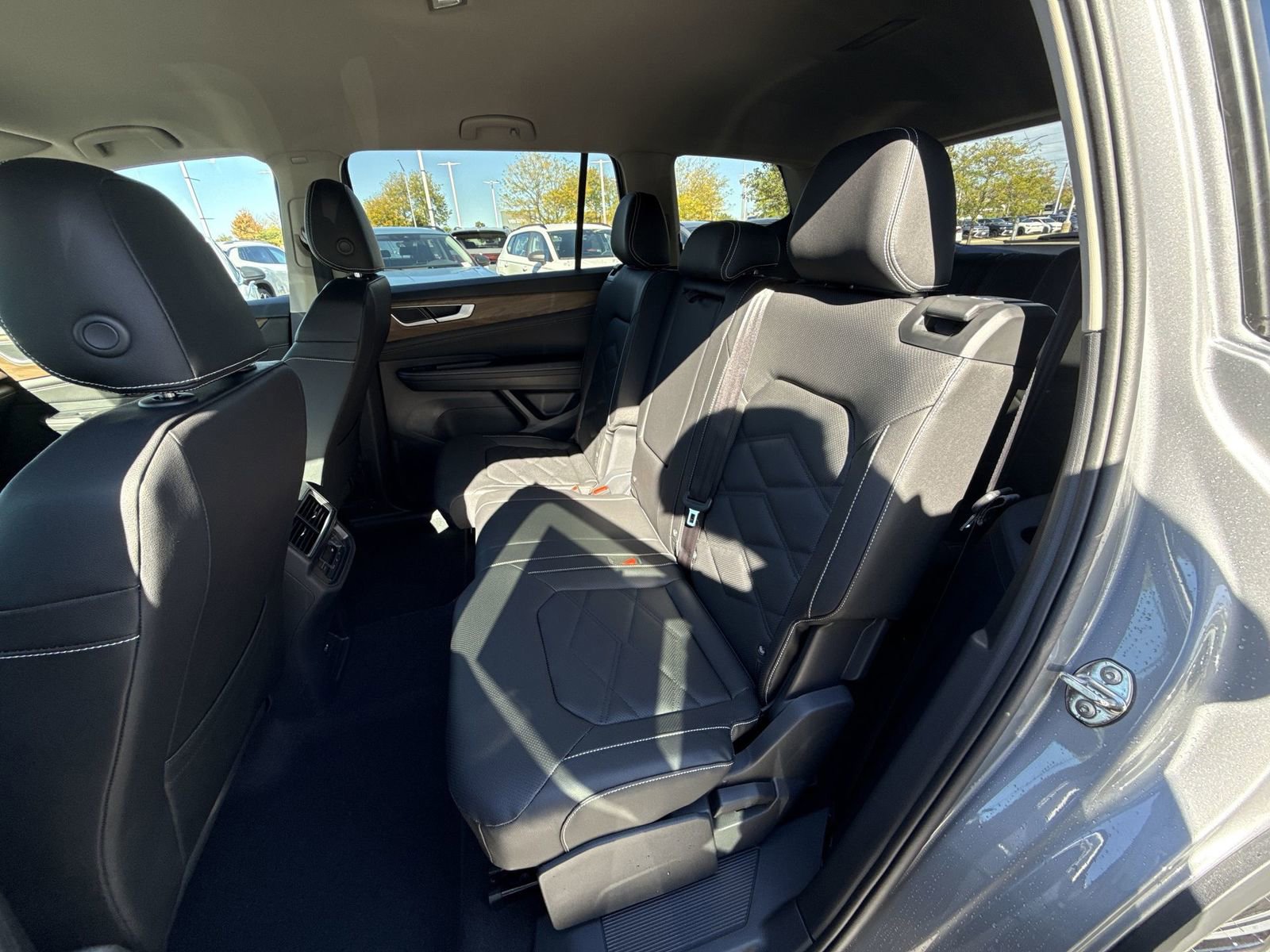 New 2026 Volkswagen Atlas SE image 23