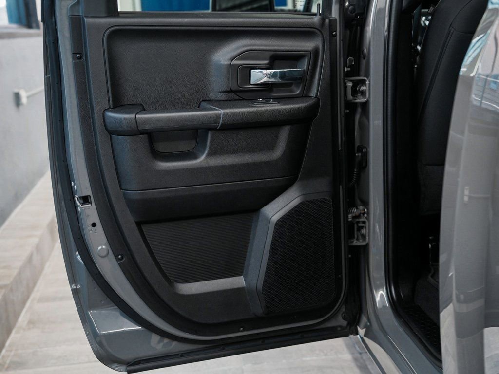 Used 2022 RAM 1500 Classic Warlock w/ Ceramic Gray Warlock Package image 14