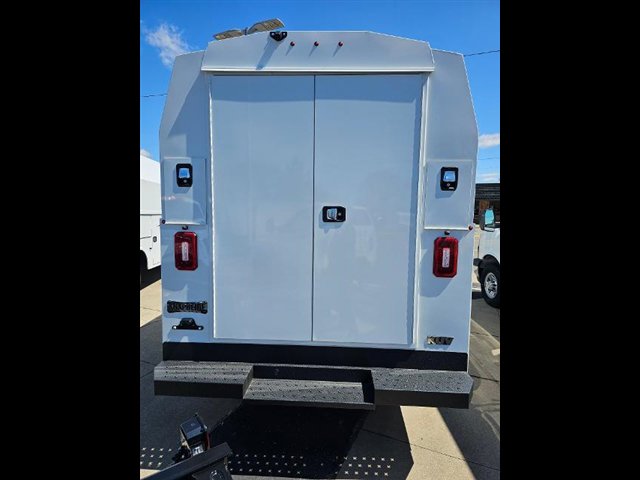 New 2024 Chevrolet Express 3500 w/ Power Convenience Package image 27
