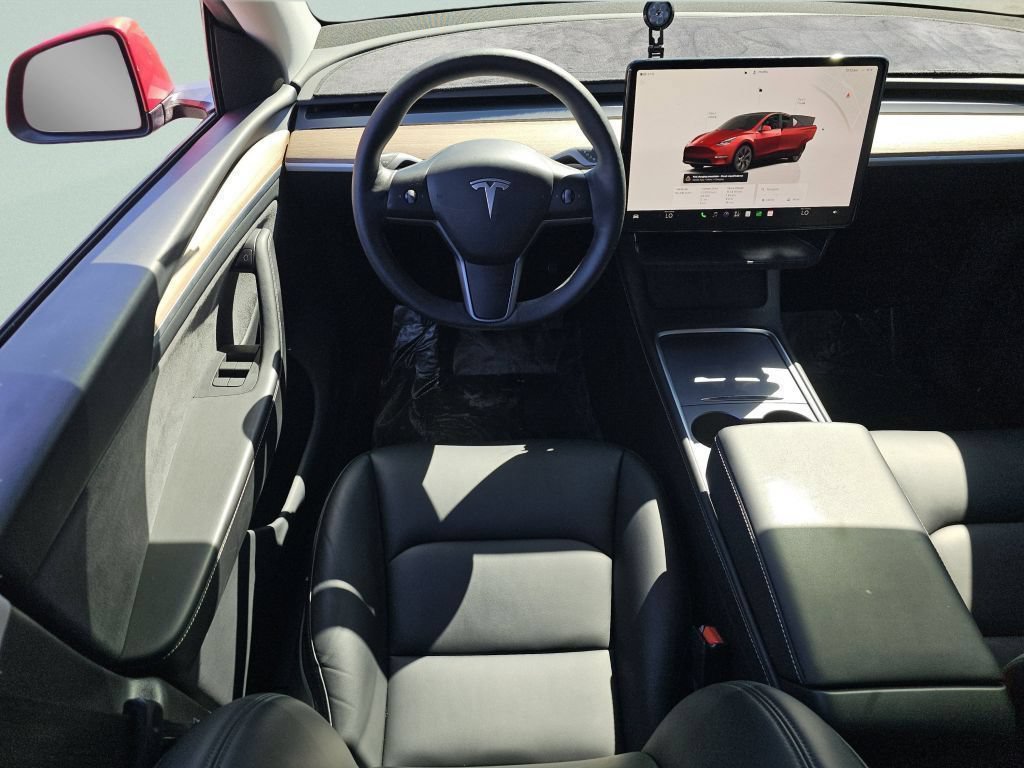 Used 2023 Tesla Model Y Long Range AWD/4WD image 4