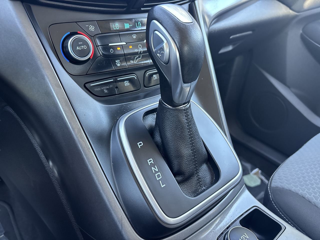 Used 2017 Ford C-MAX SE image 23