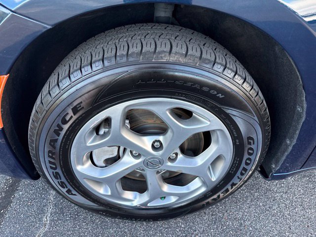 Used 2023 Chrysler Pacifica Limited w/ Uconnect Theater Family Group AWD/4WD image 12