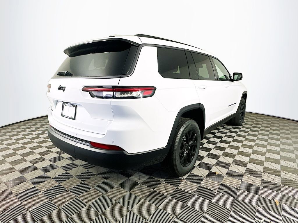 New 2026 Jeep Grand Cherokee L 4WD image 10
