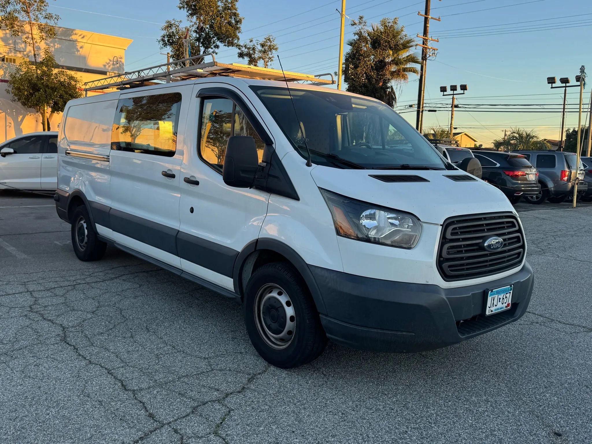 Used 2018 Ford Transit 150 Low Roof image 1