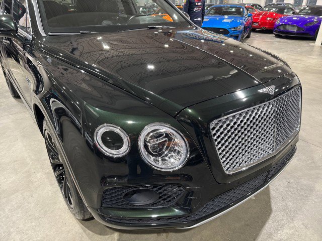 Used 2017 Bentley Bentayga image 30
