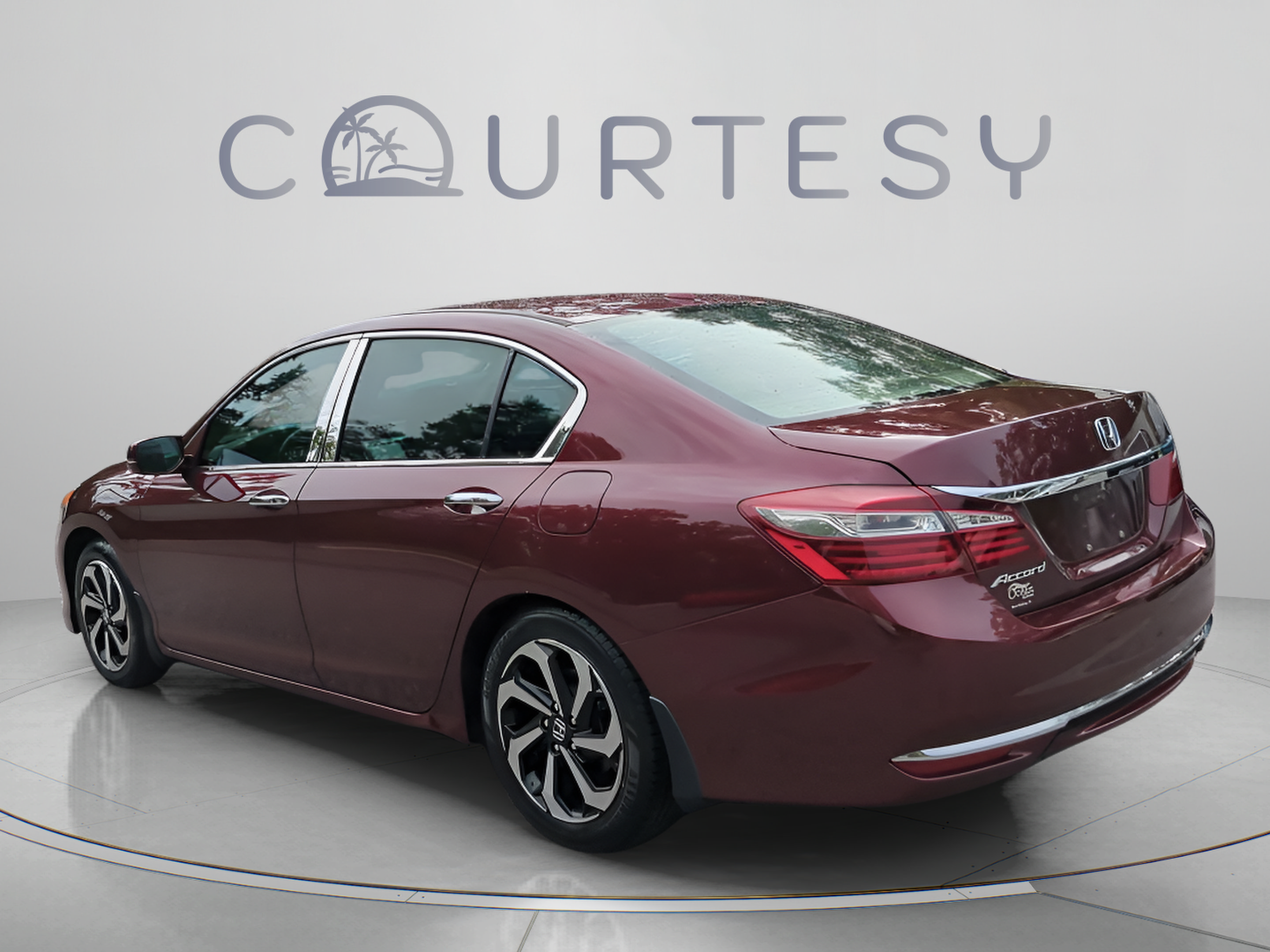 Certified 2017 Honda Accord EX-L image 5