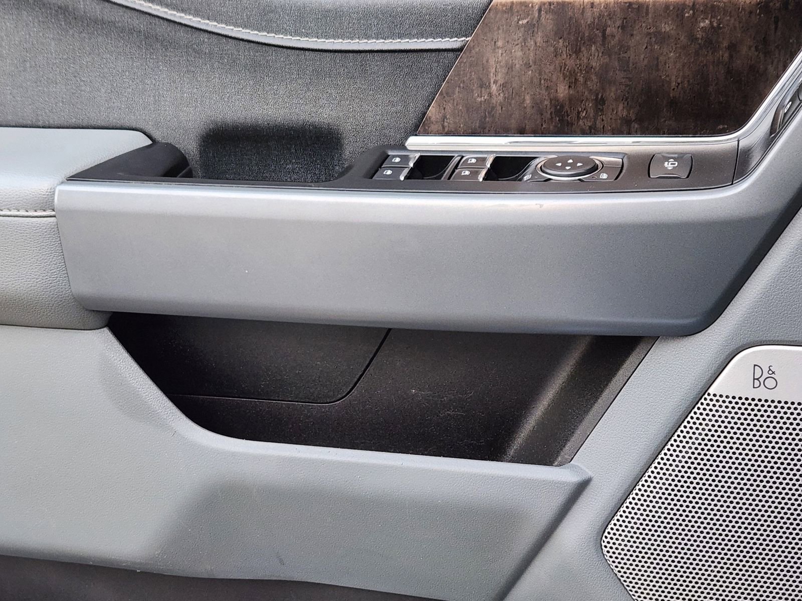 Used 2022 Ford F150 Lariat w/ Equipment Group 501A Mid image 28