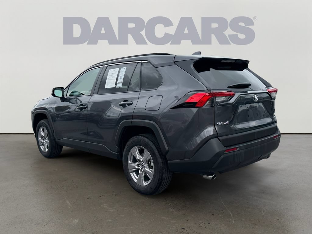 Used 2025 Toyota RAV4 XLE AWD/4WD image 5