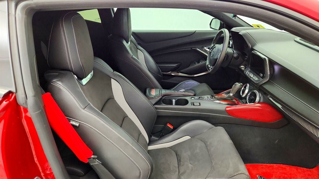 Used 2021 Chevrolet Camaro SS RWD image 23