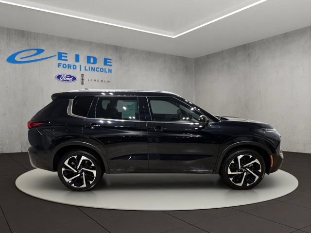 Used 2023 Mitsubishi Outlander SEL AWD/4WD image 7