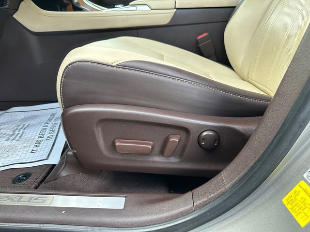 Used 2019 Lexus RX 350 FWD w/ Navigation Package image 20