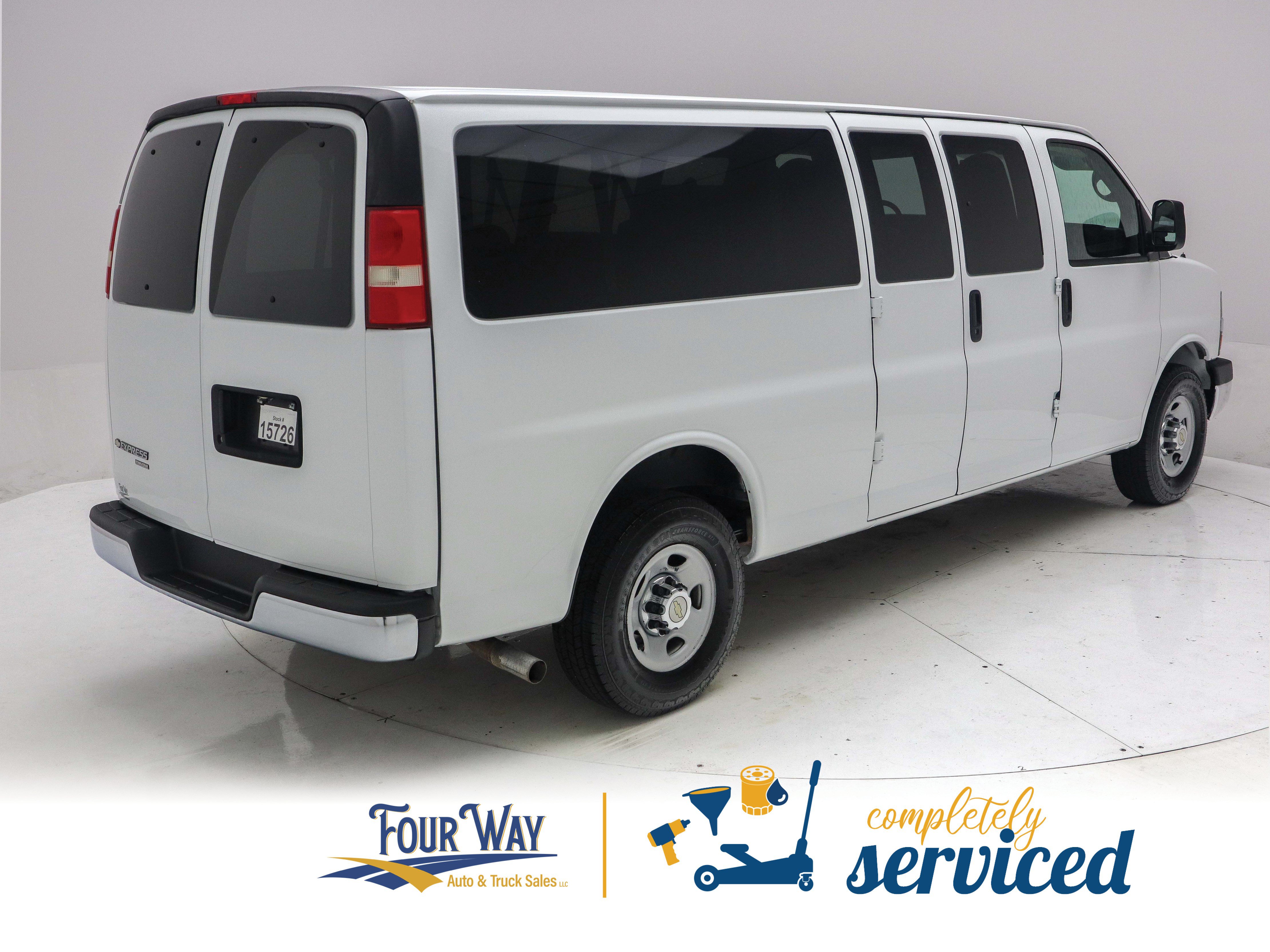 Used 2014 Chevrolet Express 3500 LT w/ LT Preferred Equipment Group RWD image 4