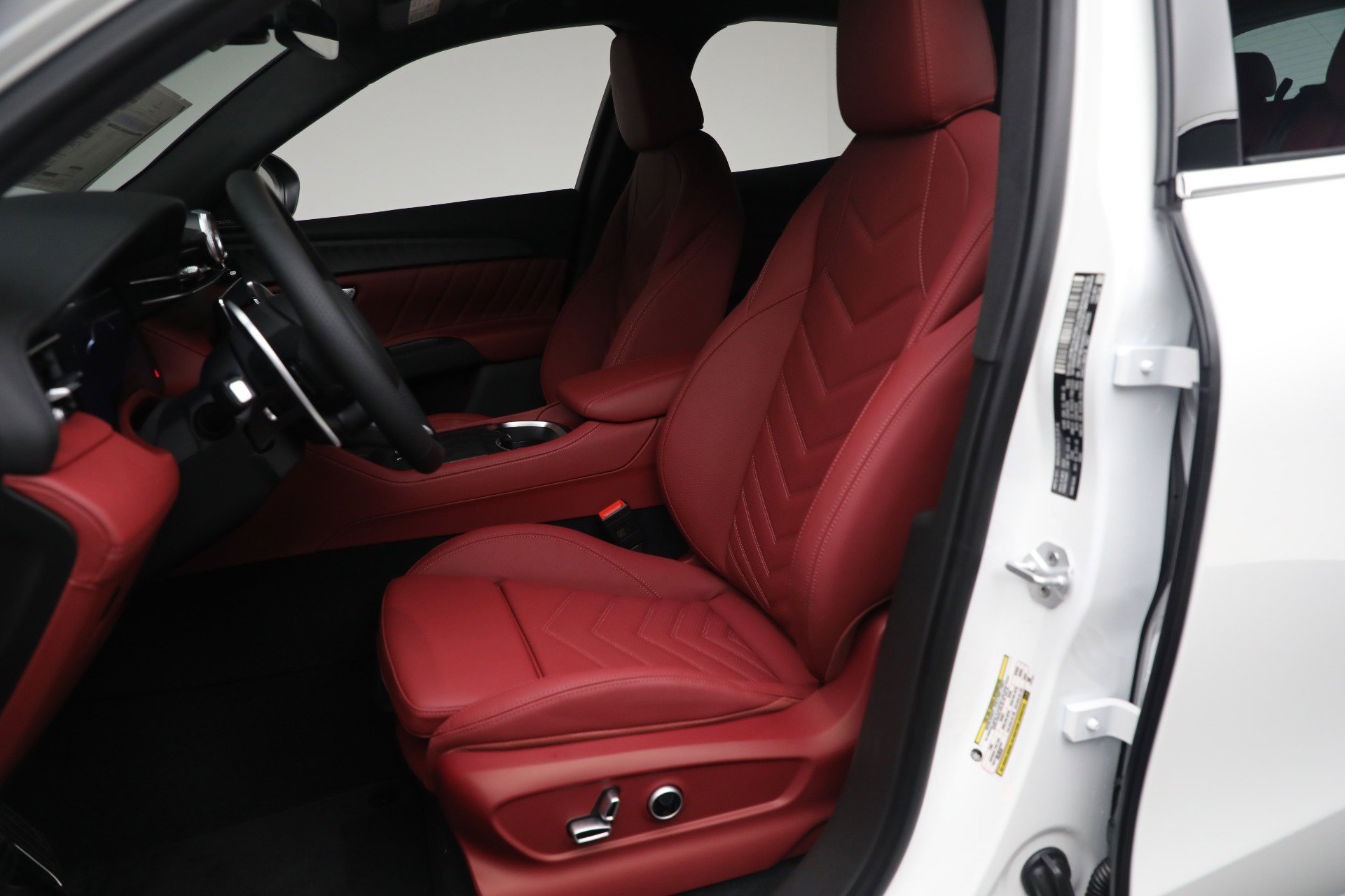 New 2025 Maserati Grecale Modena AWD/4WD image 15
