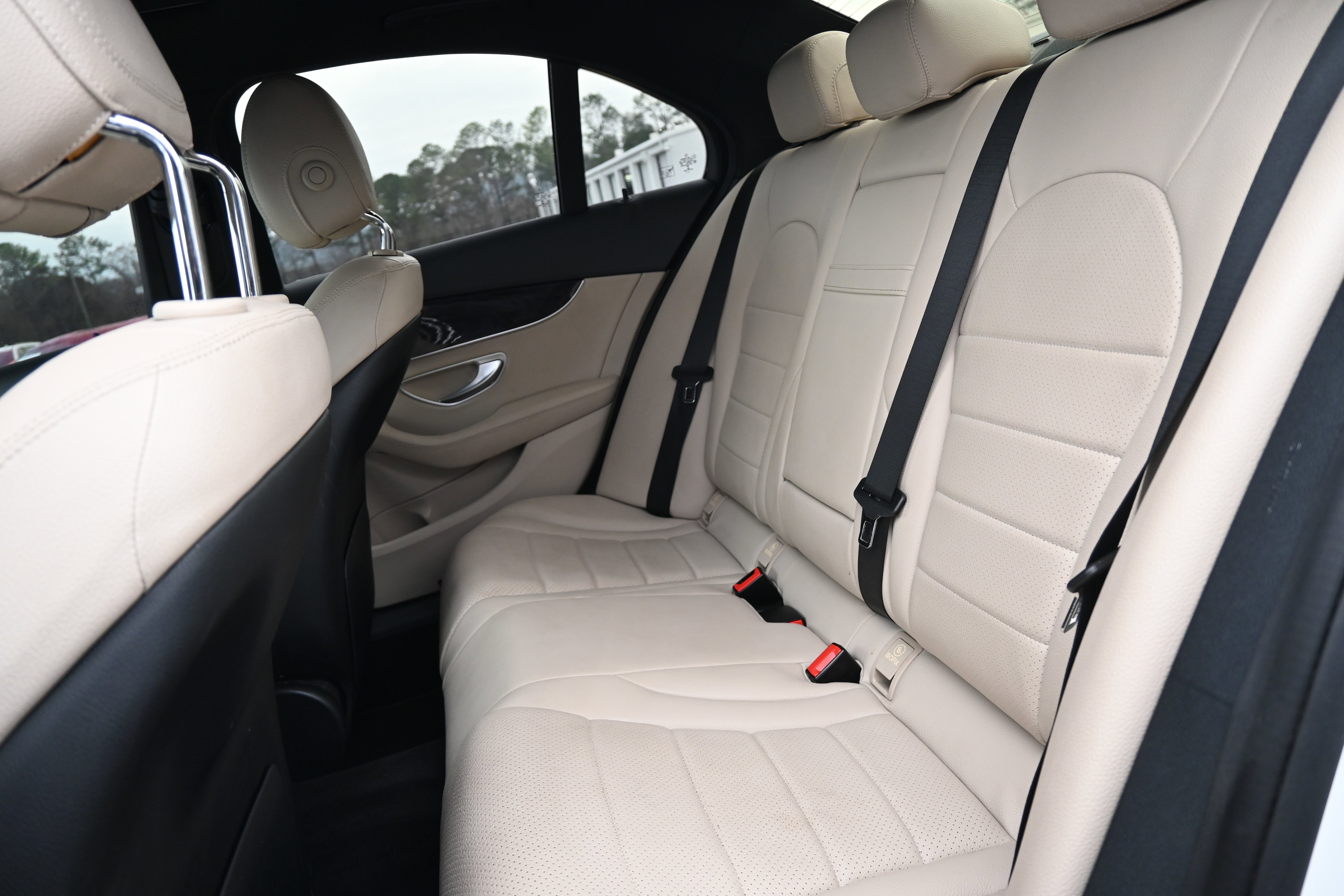 Used 2018 Mercedes-Benz C 300 4MATIC Sedan image 31