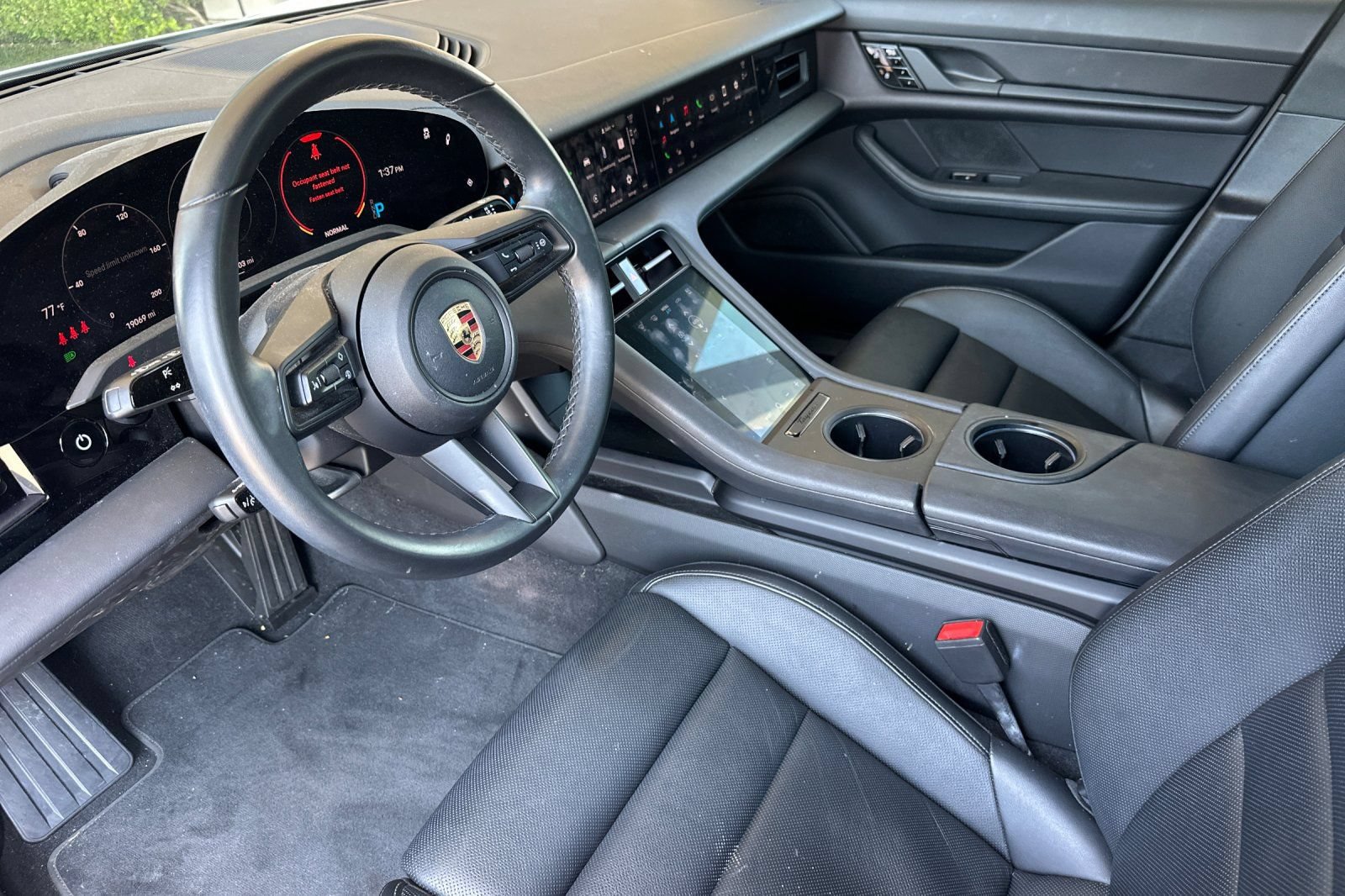 Used 2023 Porsche Taycan RWD image 10