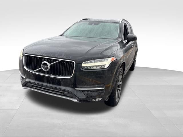 Used 2018 Volvo XC90 T5 Momentum w/ Convenience Package image 1