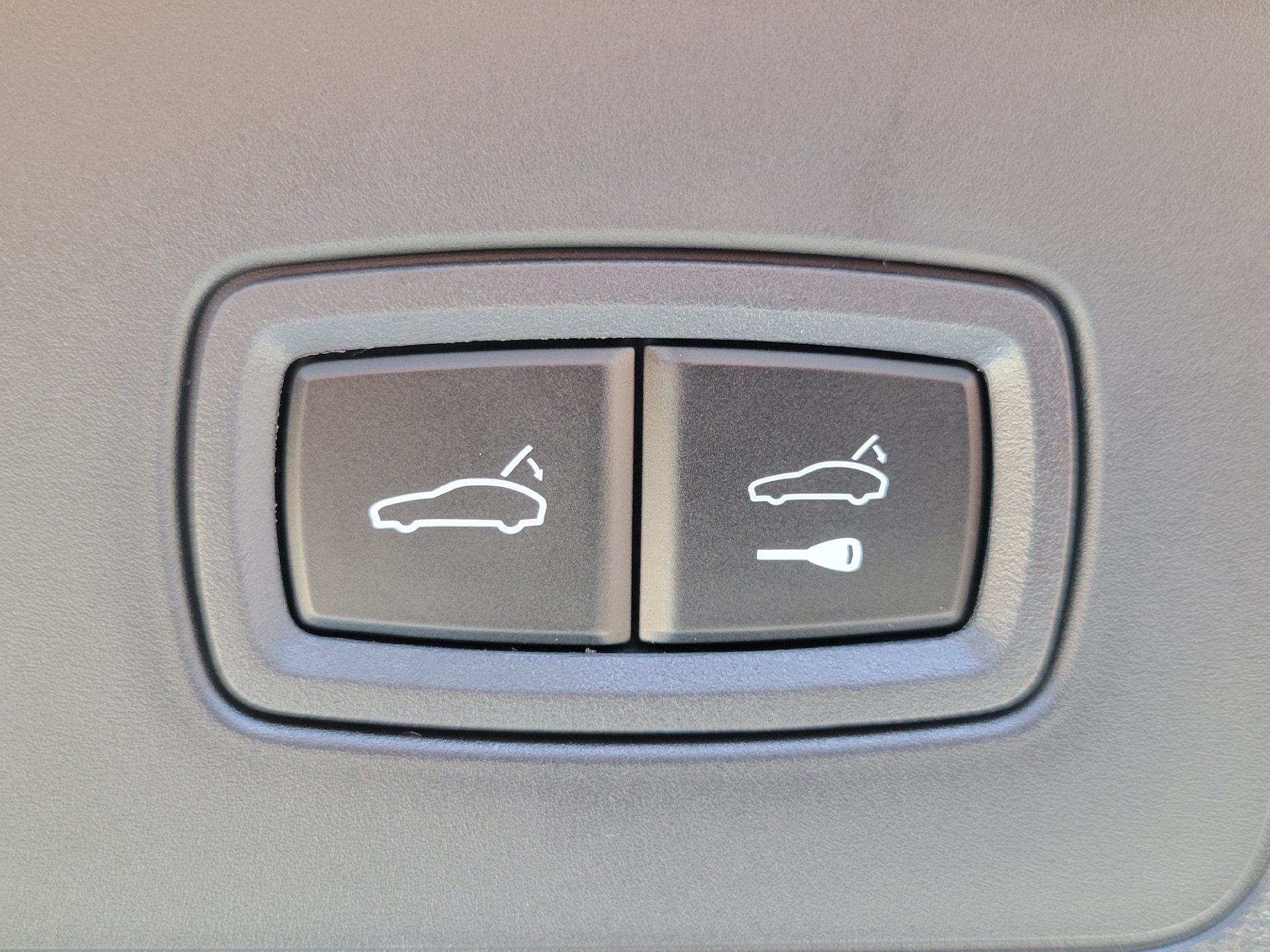 New 2026 Porsche Panamera 4 AWD/4WD image 31