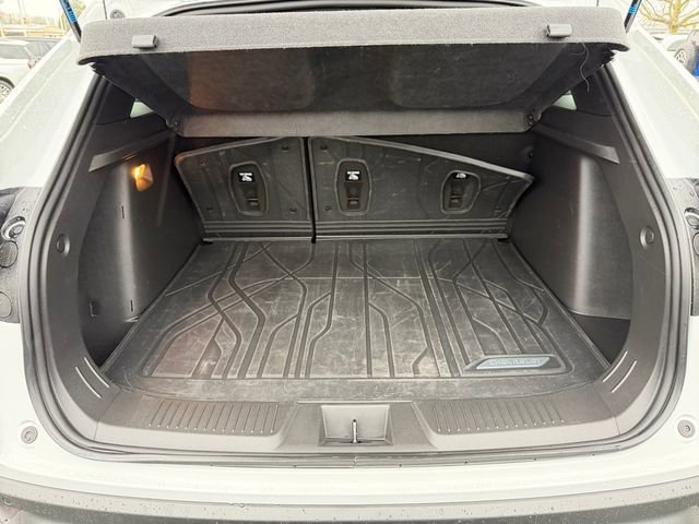 Used 2024 Chevrolet Trax RS w/ Driver Confidence Package image 26