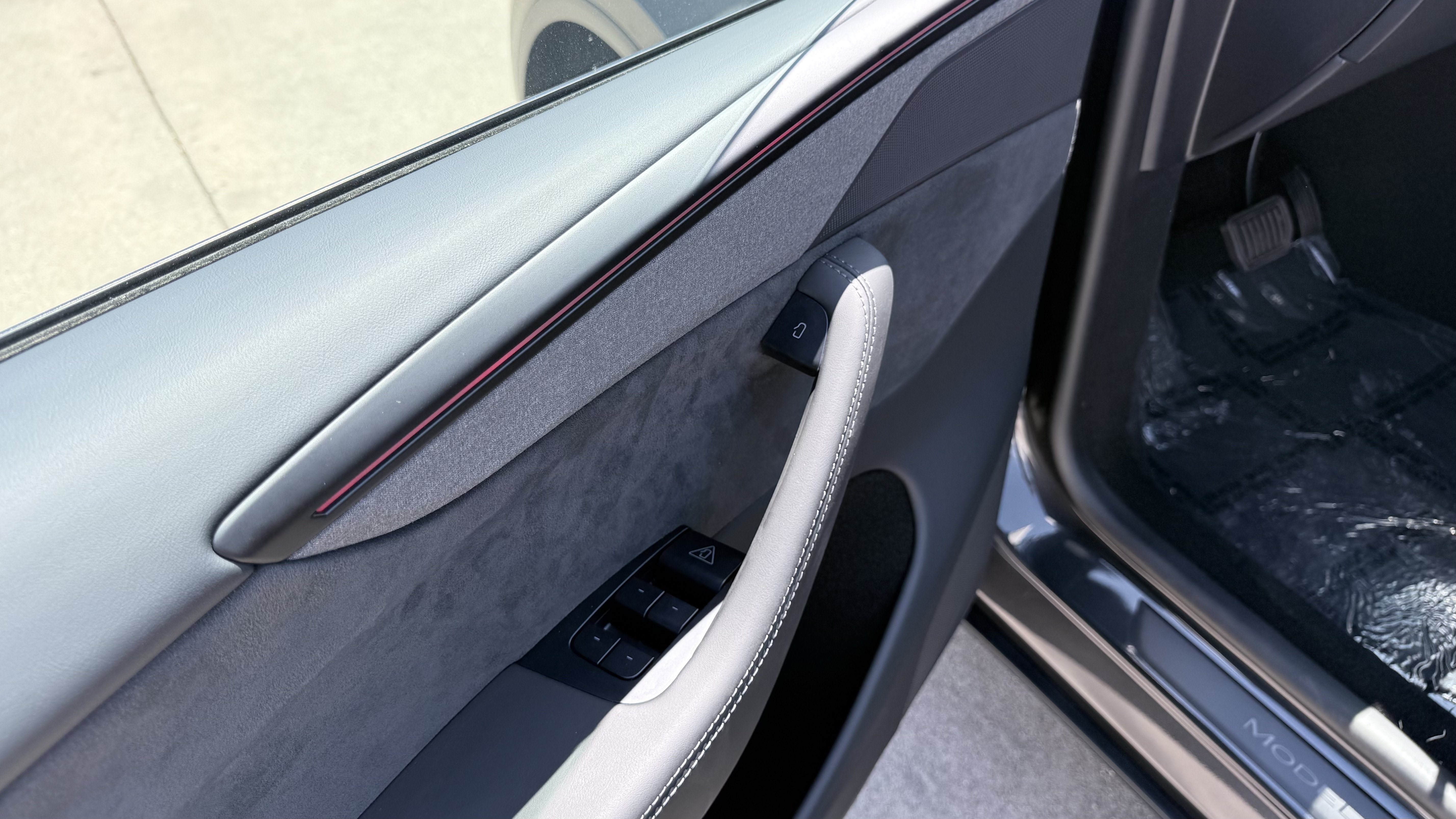 Used 2026 Tesla Model Y 2WD image 21