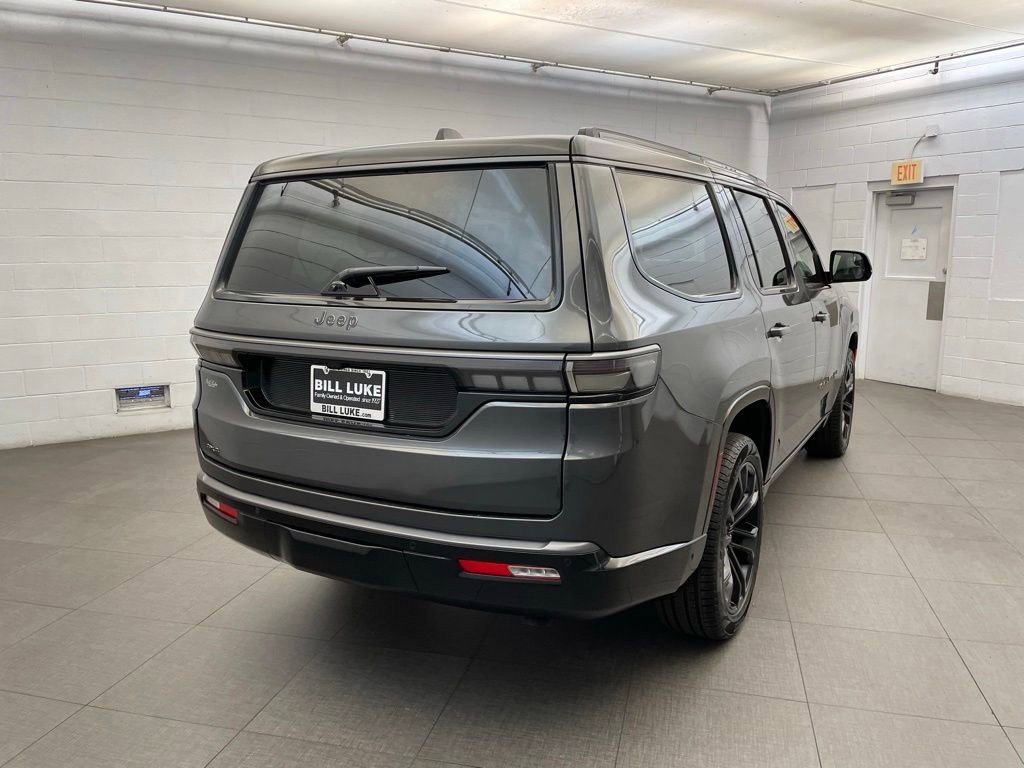 New 2026 Jeep Grand Wagoneer Summit AWD/4WD image 4