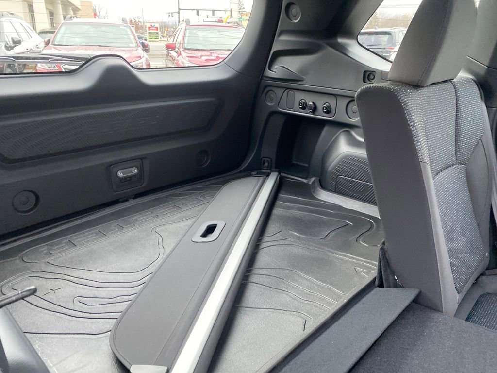 Certified 2025 Subaru Forester Premium image 35