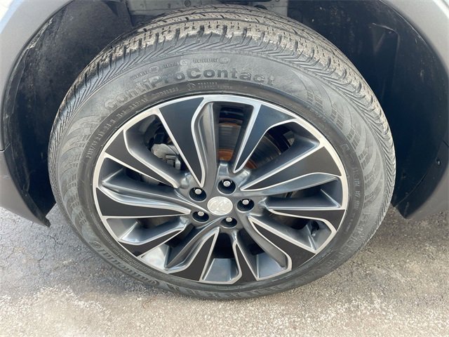 Used 2021 Buick Encore Preferred w/ Safety Package II image 33