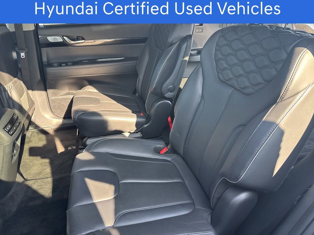 Used 2021 Hyundai Palisade Limited image 15