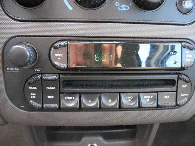 Used 2006 Chrysler Sebring LX image 10