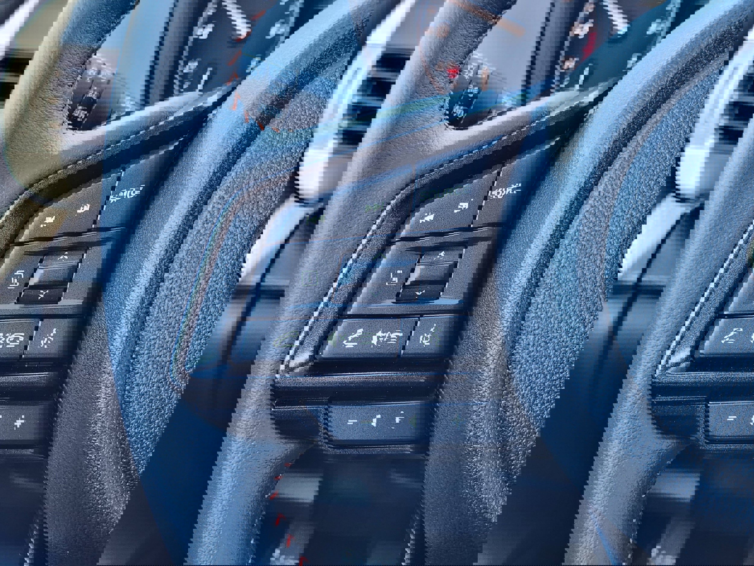 New 2025 Subaru Crosstrek 2.5i Limited w/ Popular Package #4A image 16