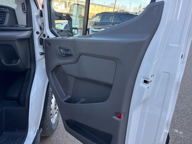New 2026 Ford Transit 250 148 Medium Roof Extended AWD w/ Load Area Protection Package image 30