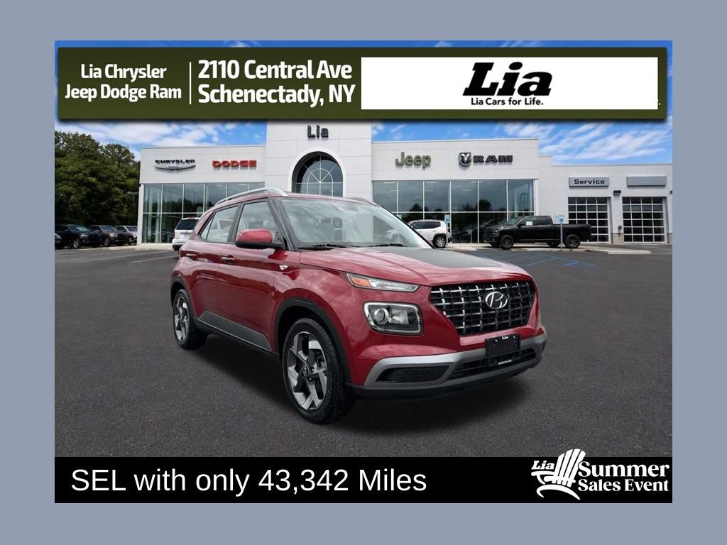Used 2022 Hyundai Venue SEL w/ Cargo Package FWD image 1