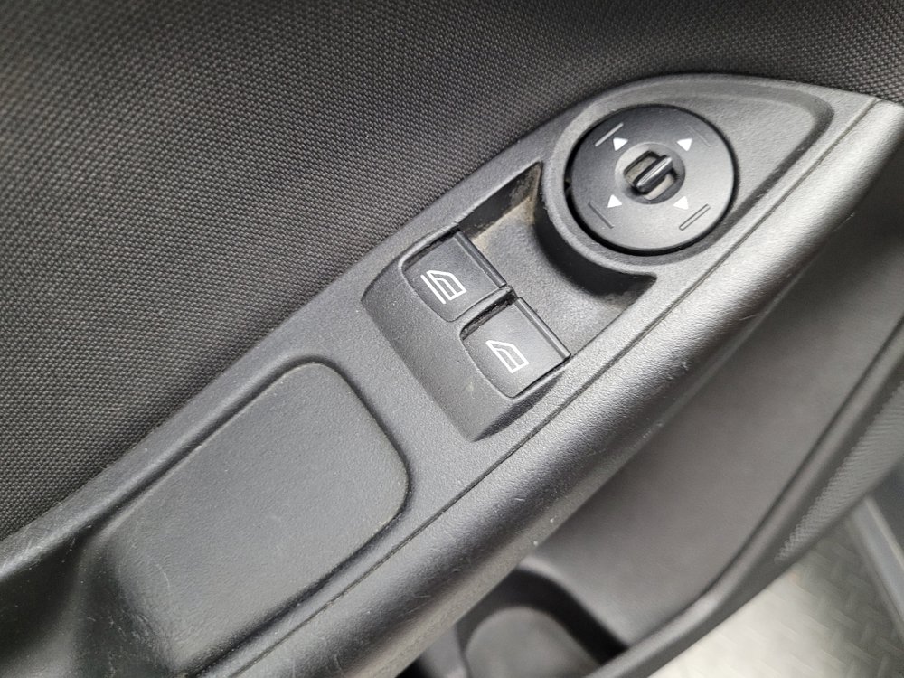 Used 2018 Ford Focus S FWD image 27